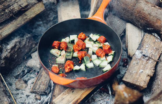 Quick and Easy One Pan Meals that You Can Make When Camping