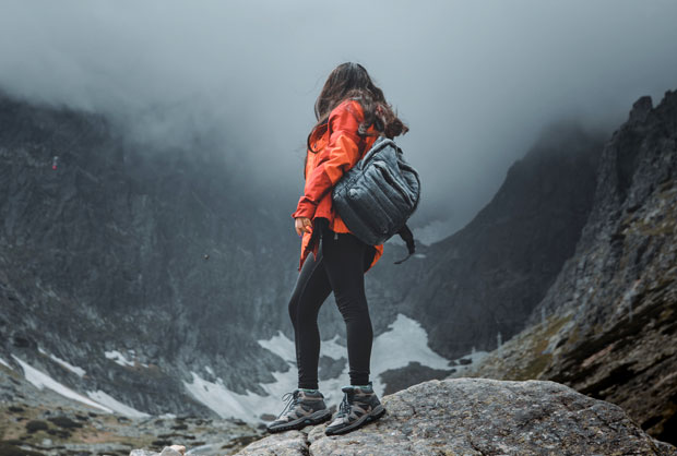 The Best Colours to Wear for a Photo Shoot in Nature - Minimalist ...